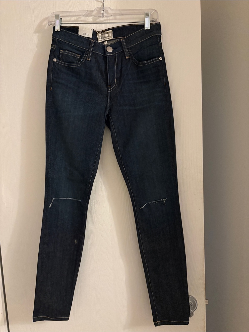 Current/Elliott Dark Indigo Skinny Jeans with Knee Thread Detail